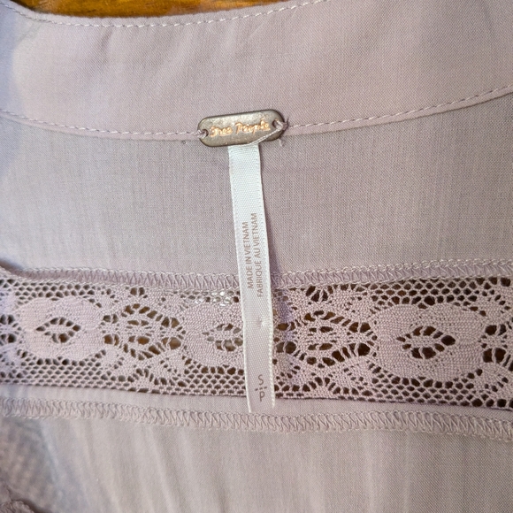 Free People Butterfly Babydoll Blouse Tee Embroidered Boho Anthropologie Small - Picture 12 of 12